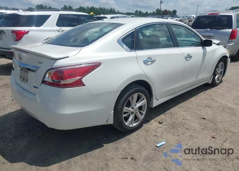2013 Nissan Altima 2.5 Sv z USA, uszkodzony, nr VIN 1N4AL3AP1DC245991